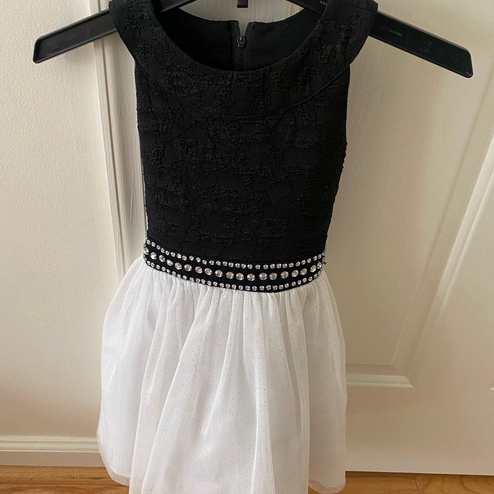 Little Angels size 4 formal dress